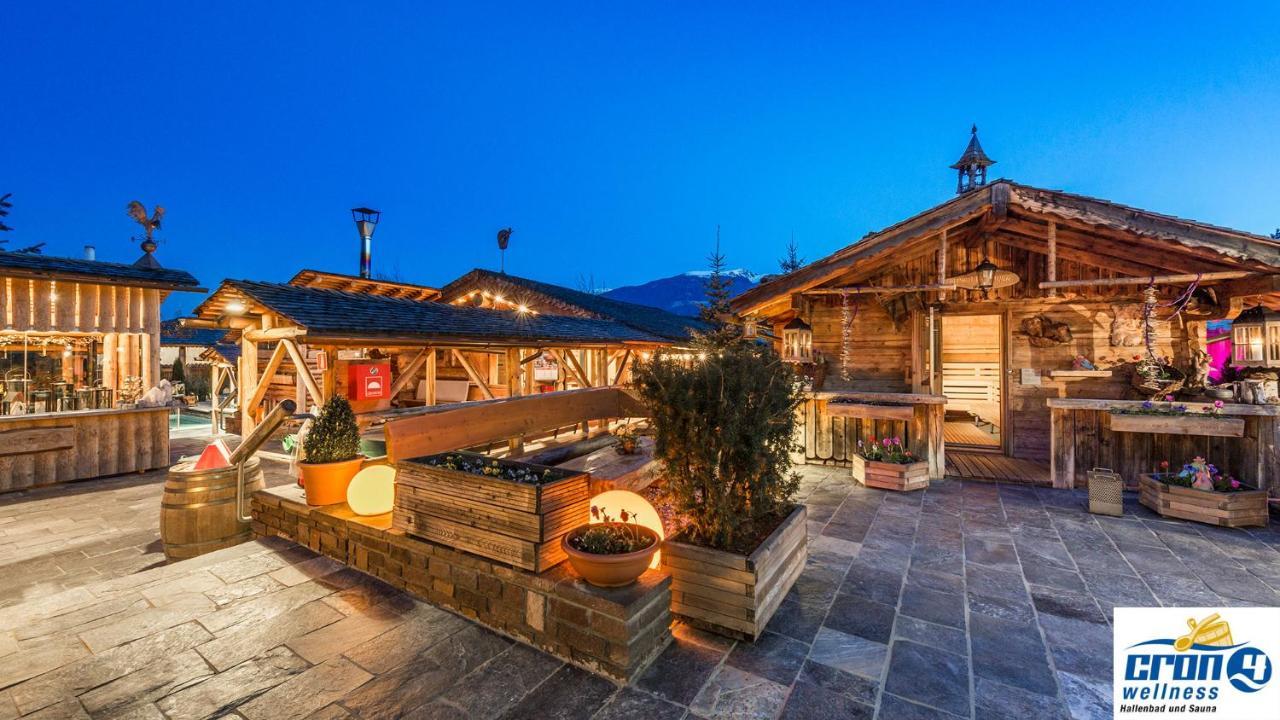 Hotel Garni Hochgruber Brunico Exterior foto